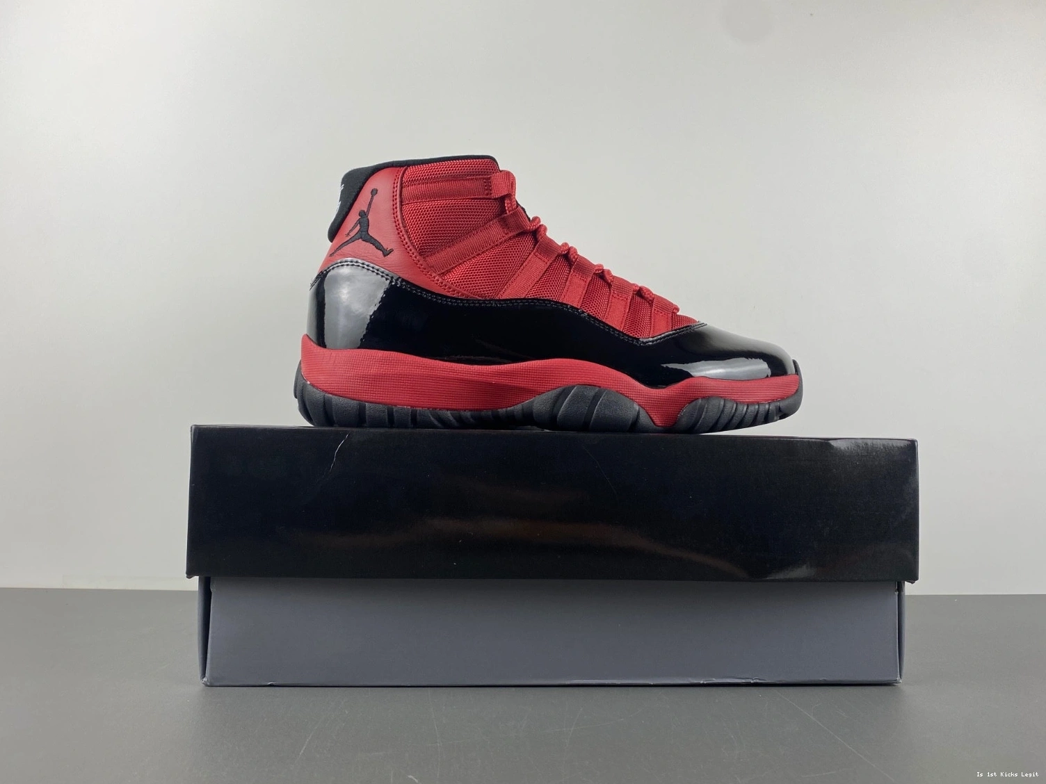 11 Jordan Air CT8012-600 0930